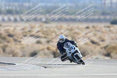 media/Dec-07-2025-CVMA (Sun) [[3e7d2de5dc]]/Race 12- Formula 40 MW and LW/